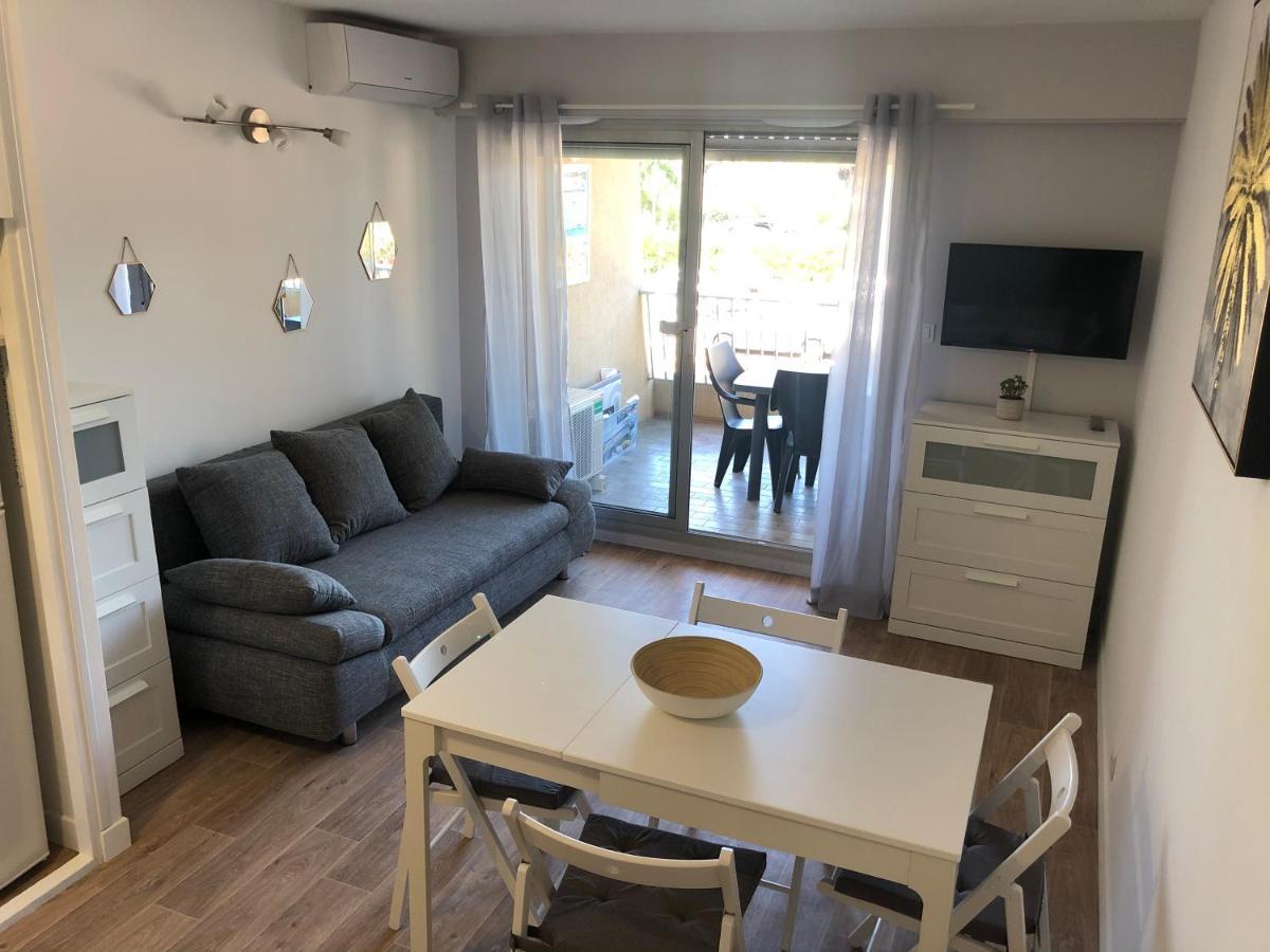 Studio Port De Hyeres Proche Des Plages Exterior foto